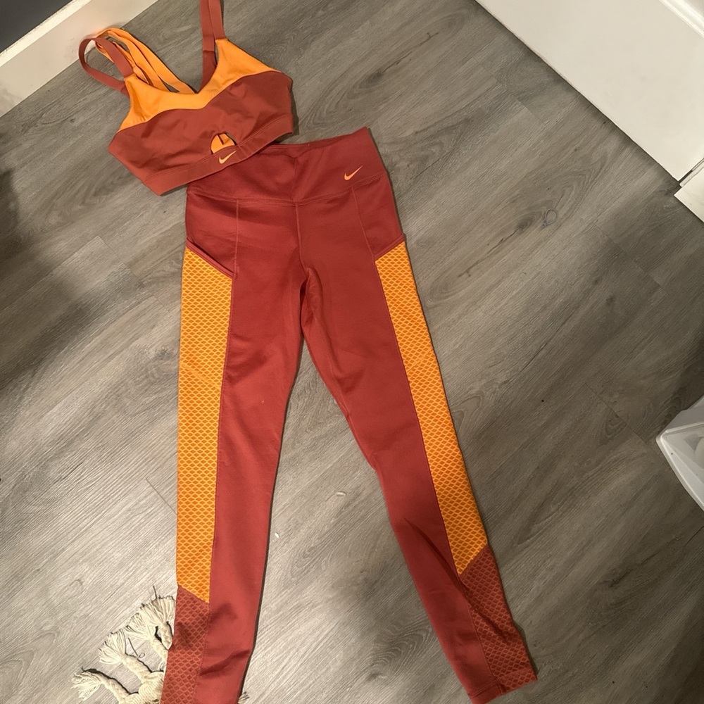 Nike Women's Vibrant Red and Orange Leggings